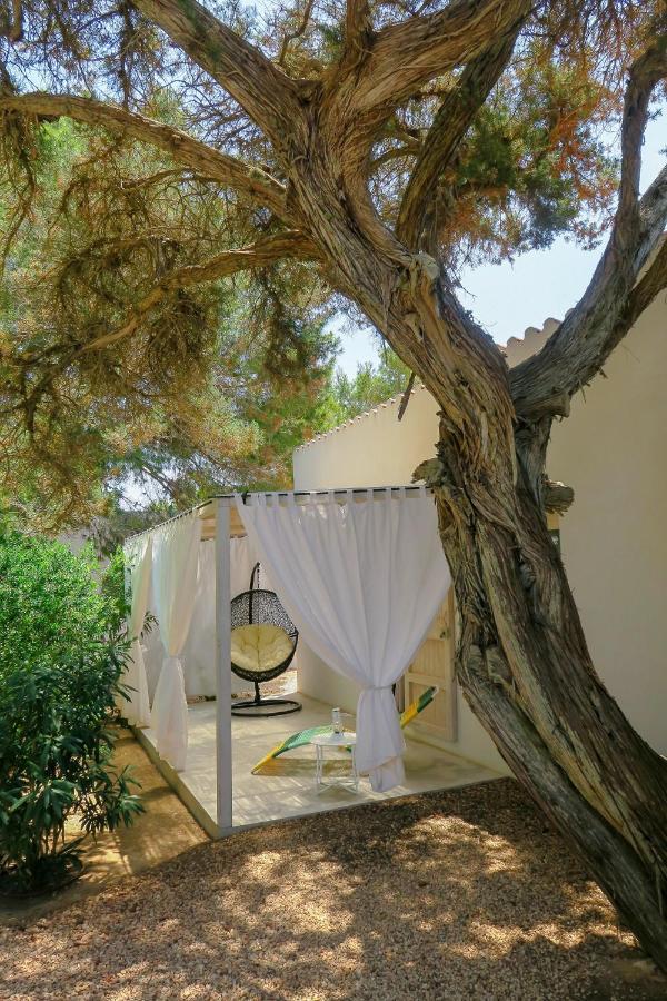 La Hacienda Aparthotel San Ferrán de ses Roques Ngoại thất bức ảnh