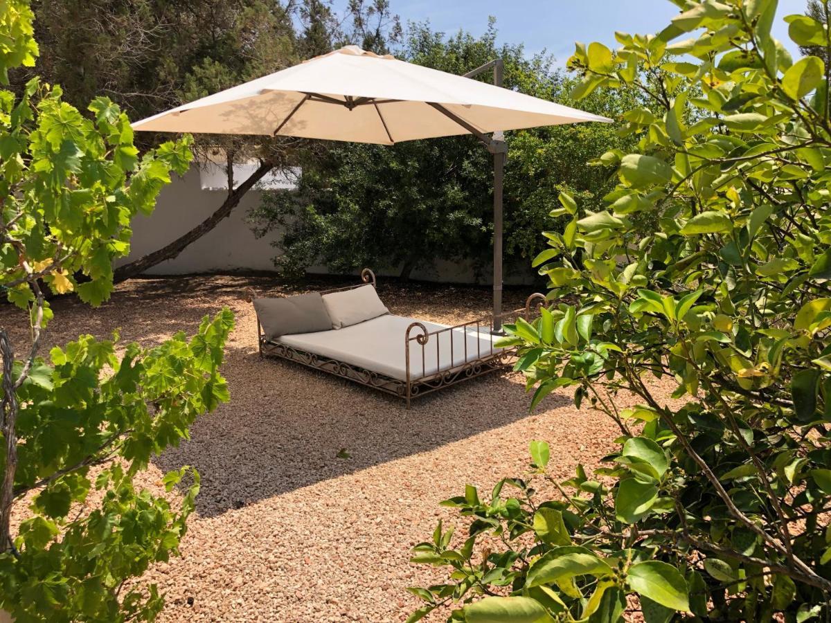 La Hacienda Aparthotel San Ferrán de ses Roques Ngoại thất bức ảnh